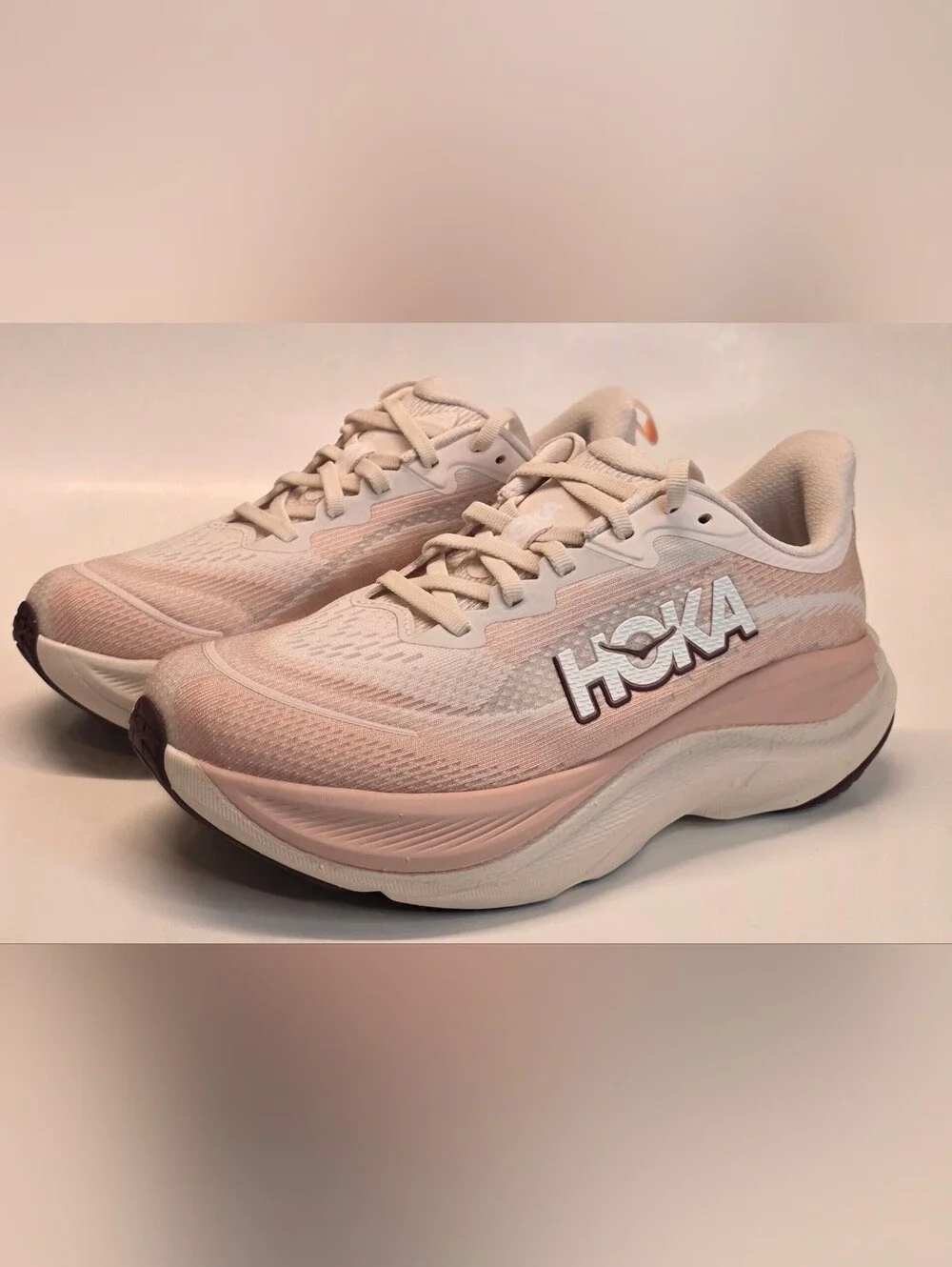 New Hoka One One Skyflow Running Shoes Lightweight Cushioning Women 7.5B